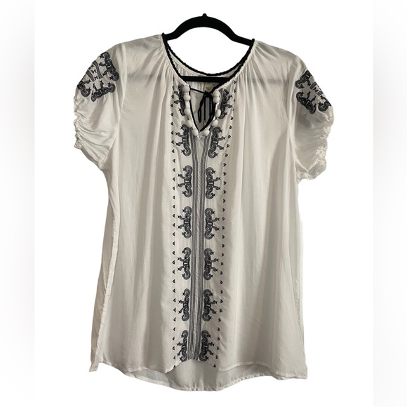 ONE WORLD Tops - OneWorld Women's White Embroidered Peasant Boho Short Sleeve Top - Size Large